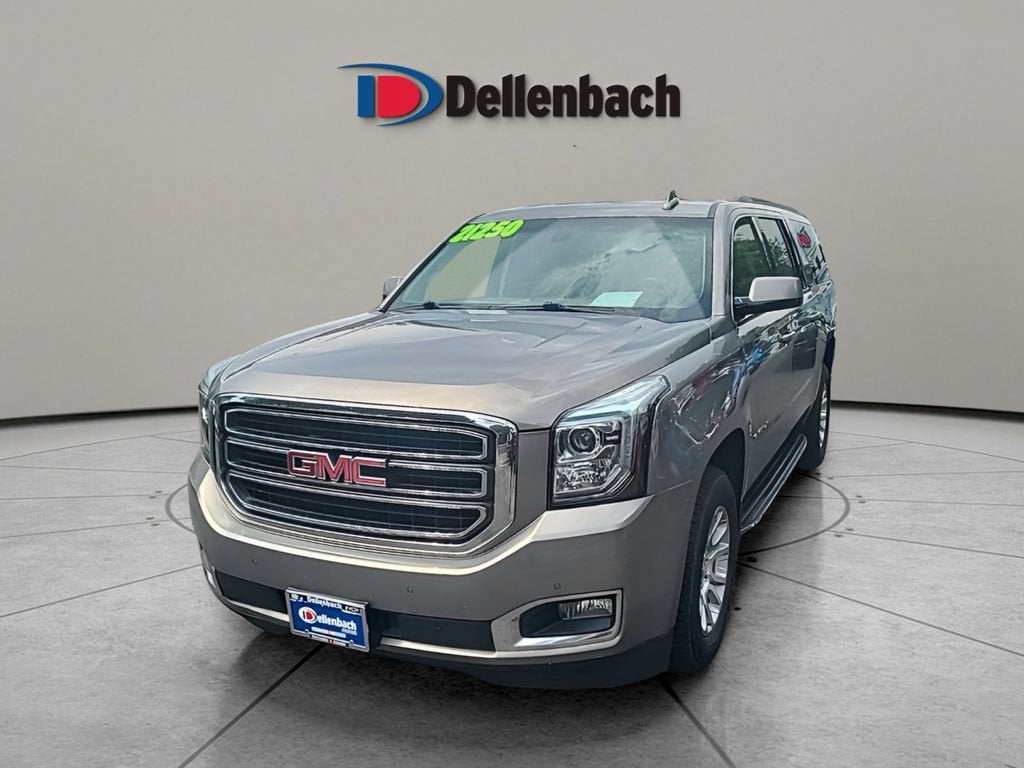 2019 GMC Yukon XL SLE in Pepperdust Metallic — front three-quarter view