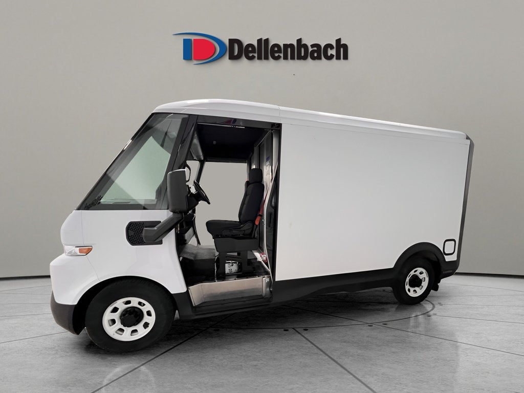 2024 BrightDrop Zevo 400 EJY in Oyster White — front three-quarter view