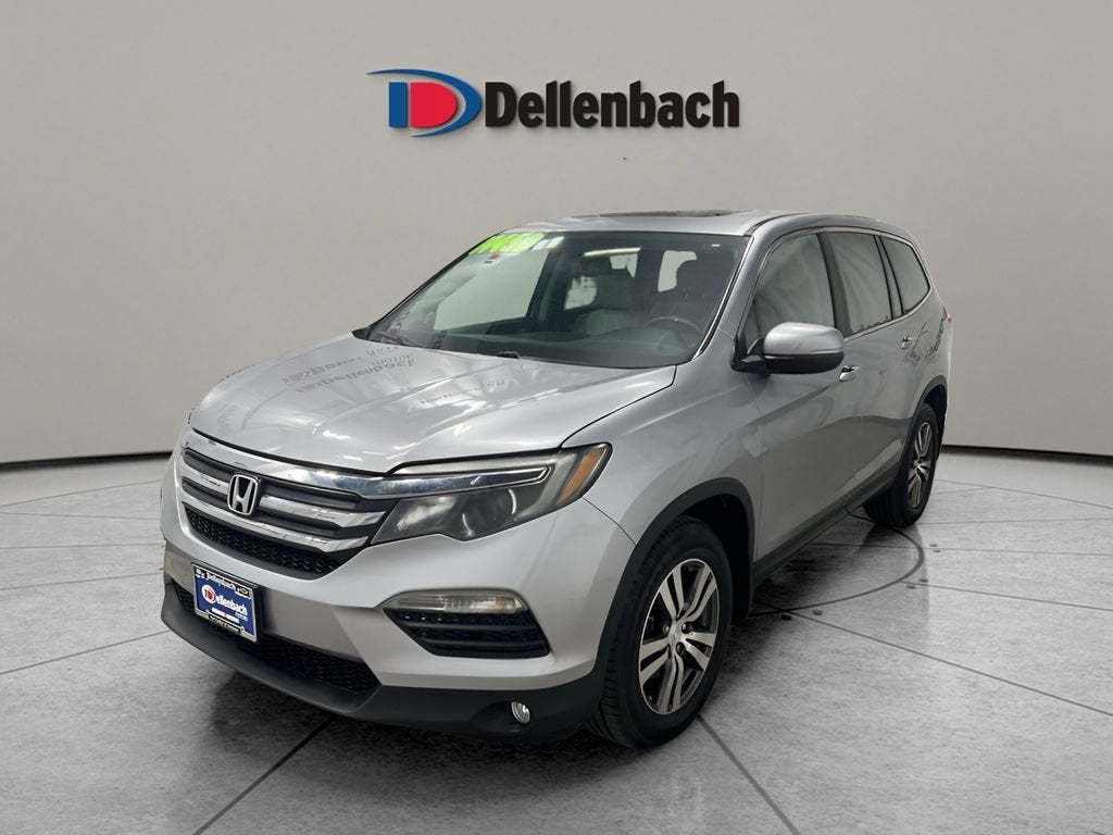 2016 Honda Pilot EX-L in Silver — front three-quarter view