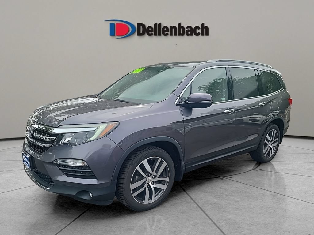 2018 Honda Pilot Elite in Gray — front three-quarter view